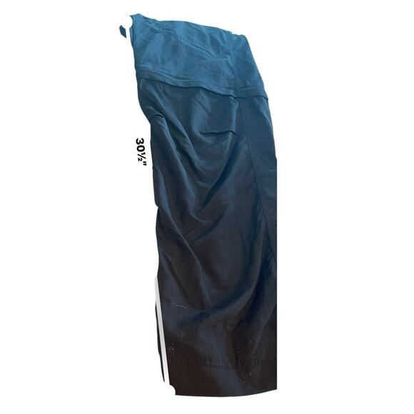 Magellan Women’s Zip Off Convertible Pants Black Size 10 Hiking Fishing Outdoor - Picture 8 of 8